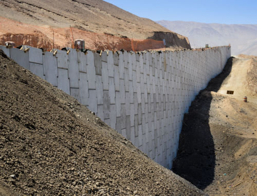Chile: Muros reforçados de Terra® para a nova estrada de acesso da cidade de Iquique